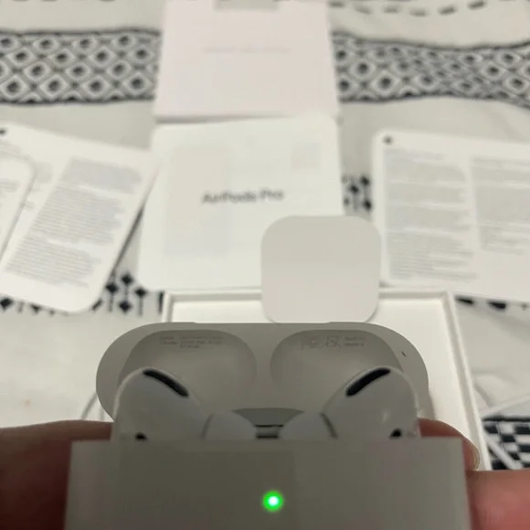 AIRPOD PROS